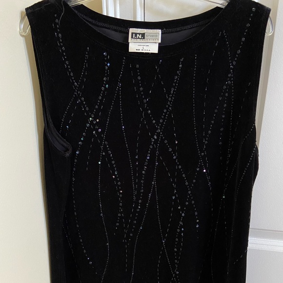I.N. Studio Tops - IN Studio Top Black Silver Sequin Large